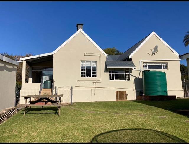 4 BEDROOM HOUSE FOR SALE IN GREYTOWN